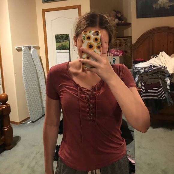 Pink tie up tee shirt - Picture 3 of 3